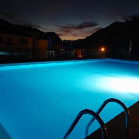 Valsassina Rent Apartman Introbio Kültér fotó